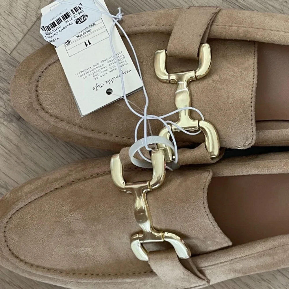 A new day carolyn suede Women's Tan Loafers size 11 - Picture 8 of 10